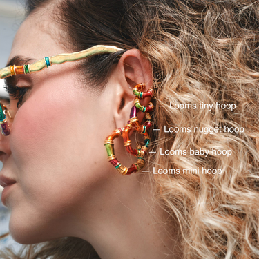 Candongas Looms Tiny